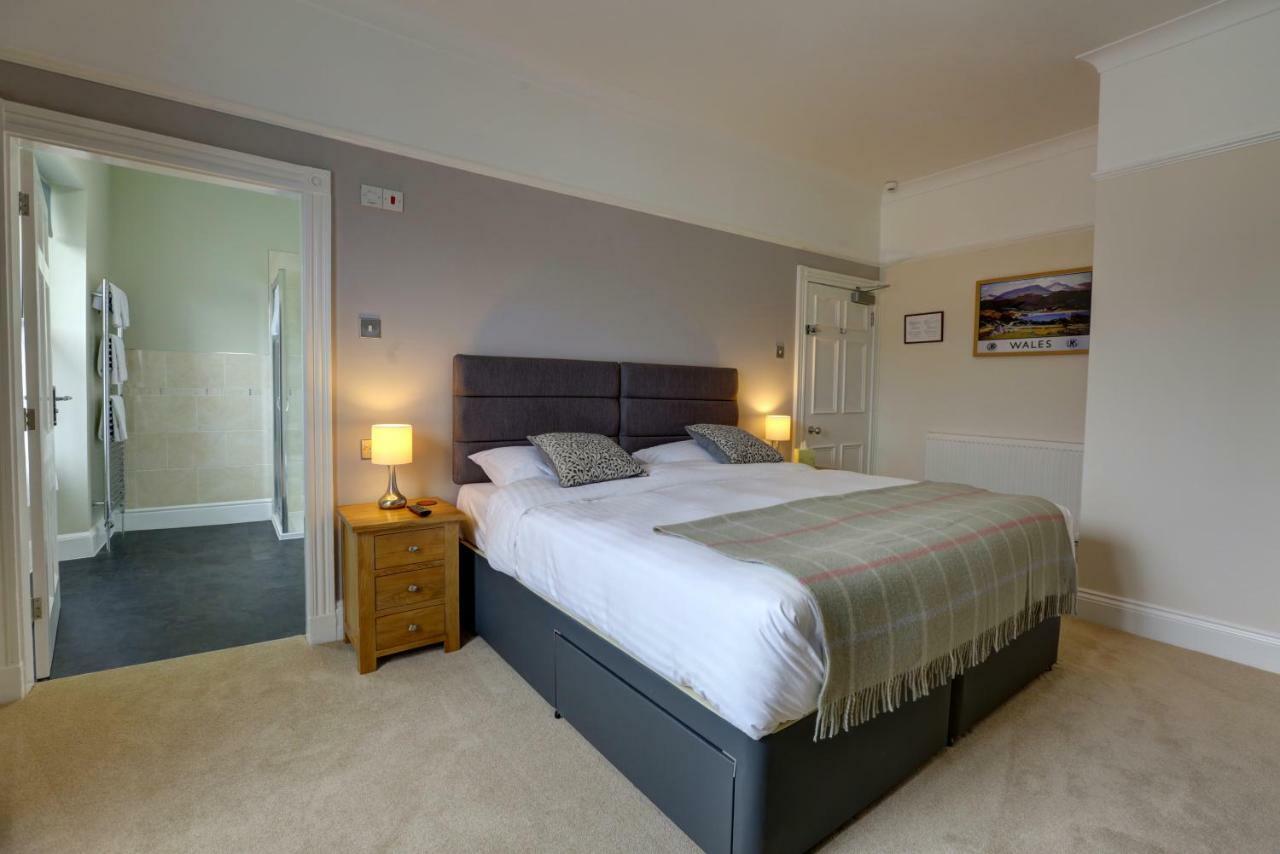 The Grange Guest House Brecon Eksteriør bilde